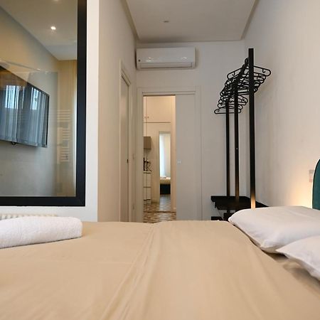 Apartamento Qhouse Nápoles Exterior foto